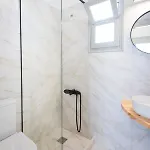 Navi B3 Brand New In Naousa (Paros)